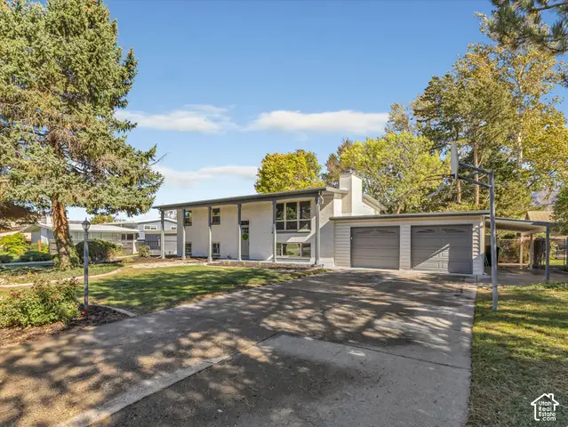 5565 S Hunt Rd E, South Jordan, UT 84095 - #1
