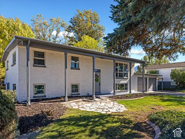 5565 S Hunt Rd E, South Jordan, UT 84095 - #3