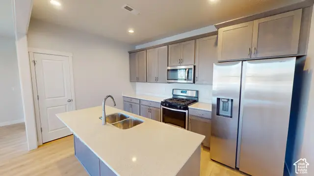 6253 W South Jordan Pkwy S, South Jordan, UT 84009 - #3