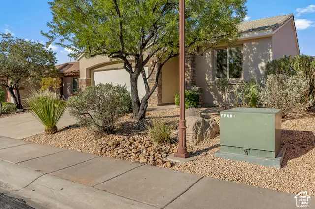 3177 E Fourteen Fairway Dr, Washington, UT 84780 - #2