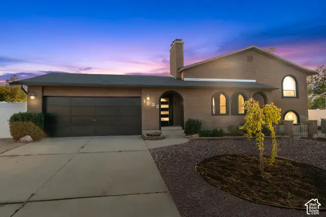 1232 E Lori Cir, Sandy, UT 84094 - #3