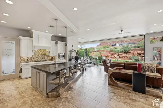 2331 W Entrada Trl #119, Saint George, UT 84770 - #2