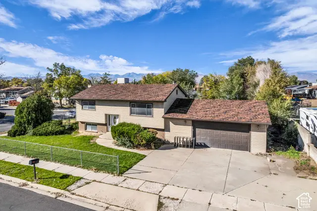 10258 S Mount View Dr, Sandy, UT 84070 - #1
