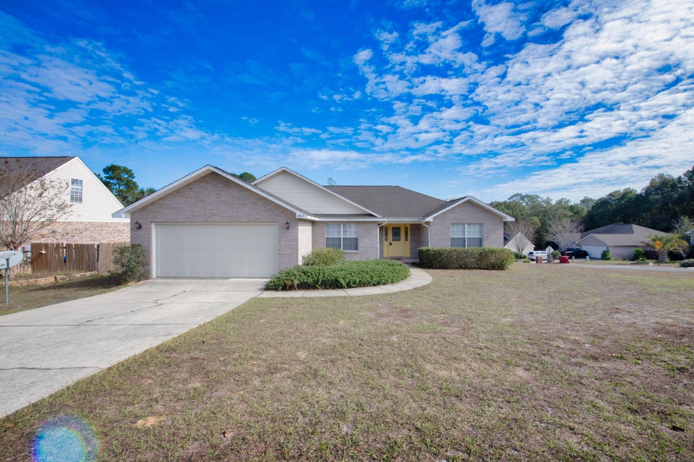 402 Tobago Court, CRESTVIEW, FL 32536 ERA
