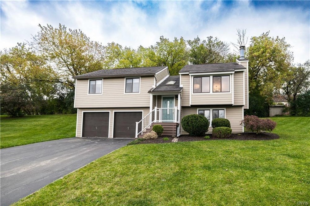 229 Woodmont Drive, Camillus, NY 13031 ERA