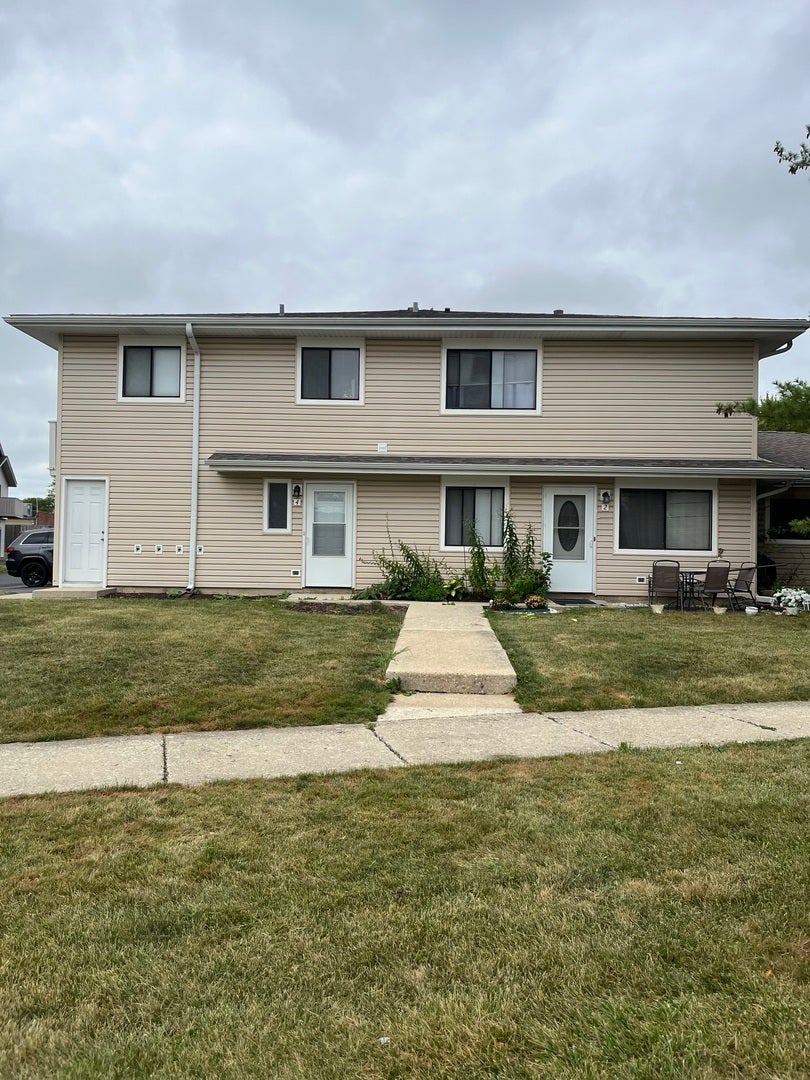 29W603 Winchester Circle N , 4, Warrenville, IL 60555 ERA