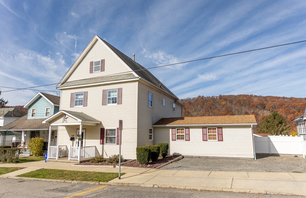 108 Clearfield Street, Oil City, PA 16301 - ERA