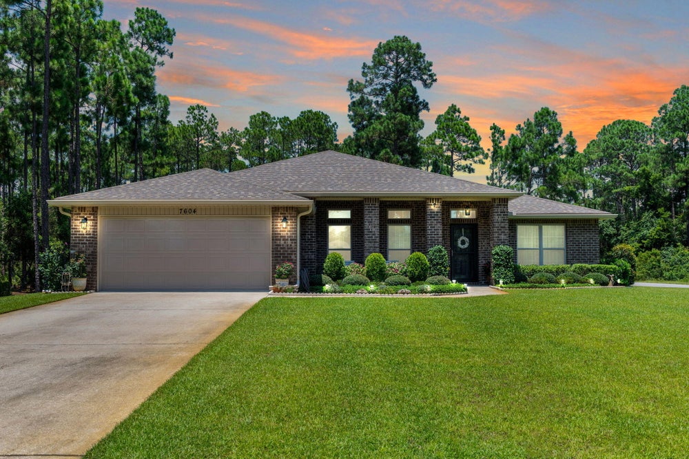 7604 Leisure Street, NAVARRE, FL 32566 ERA