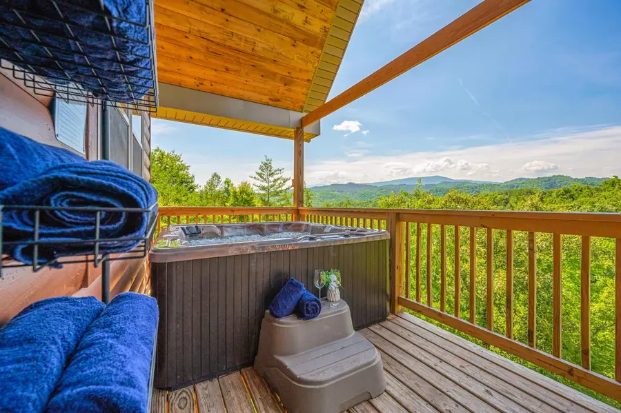 2351 Smoky Vista Way, Sevierville, TN 37862 - Image #3