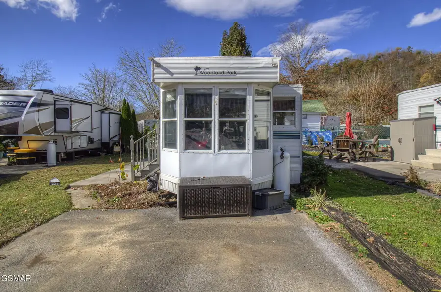 4229 E Parkway #225, Gatlinburg, TN 37738 - Image #2