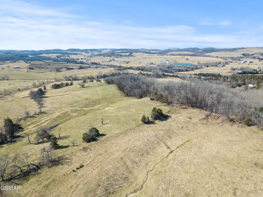 +-122.76Ac Spring Creek Road, Dandridge, TN 37725 - Image #2