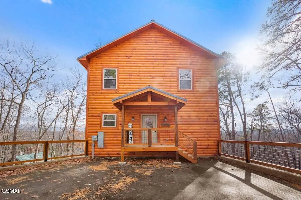 1808 Spring Hill Drive, Sevierville, TN 37876 - Image #1