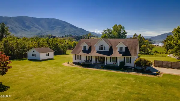 3450 Valley View Road, Sevierville, TN 37862