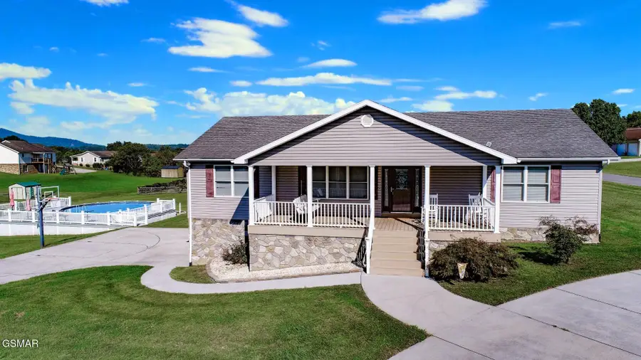 1114 Caleb Ln, Newport, TN 37821 - Image #2