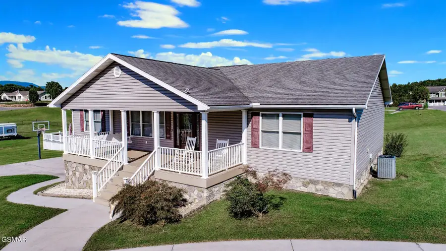 1114 Caleb Ln, Newport, TN 37821 - Image #3