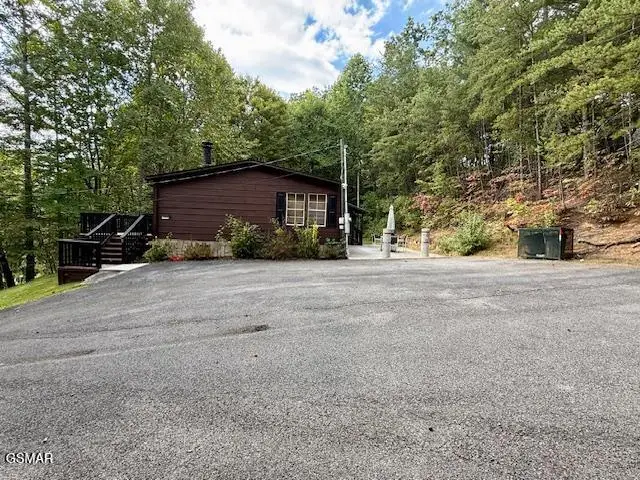 1329 Ski View Ln Lane, Sevierville, TN 37876 - Image #2