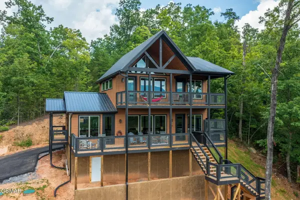 775 Cartertown Road, Gatlinburg, TN 37738
