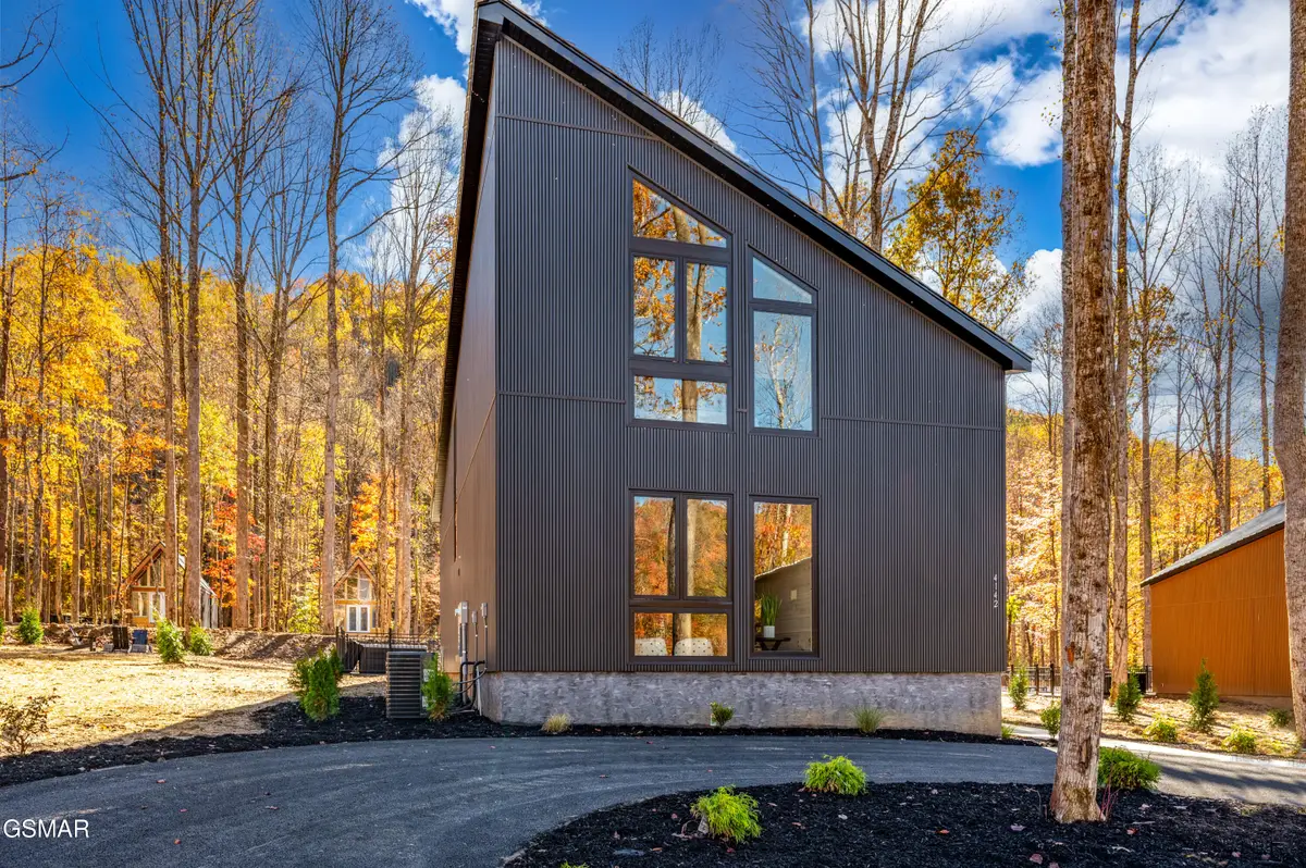 4142 Fontaine Way, Gatlinburg, TN 37738 - Image #1