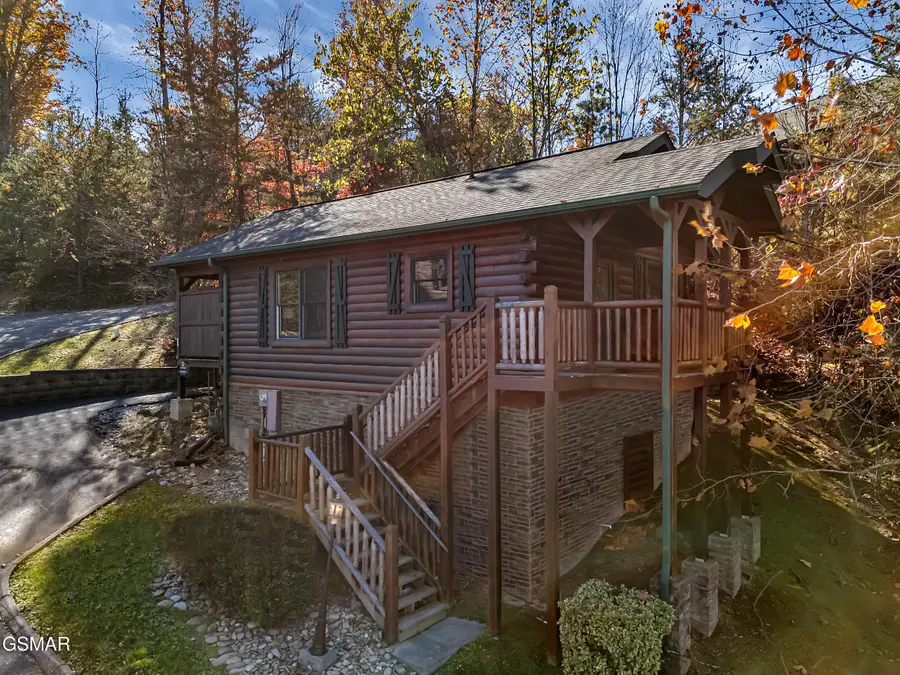 816 Spirit Loop Way, Gatlinburg, TN 37738 - Image #2