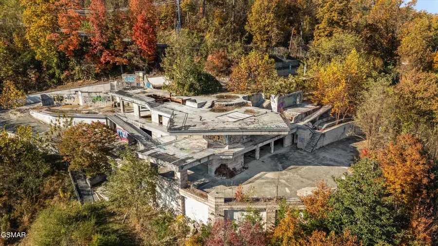 345 Greystone Heights Road, Gatlinburg, TN 37738 - Image #3