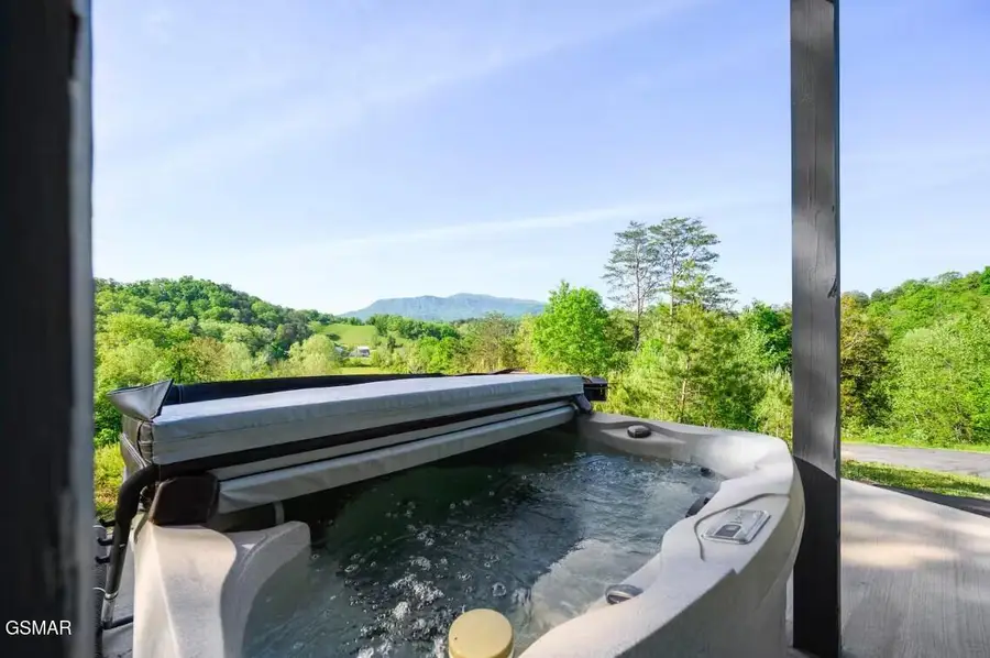 2507 Byrd Haven Way, Sevierville, TN 37876 - Image #2