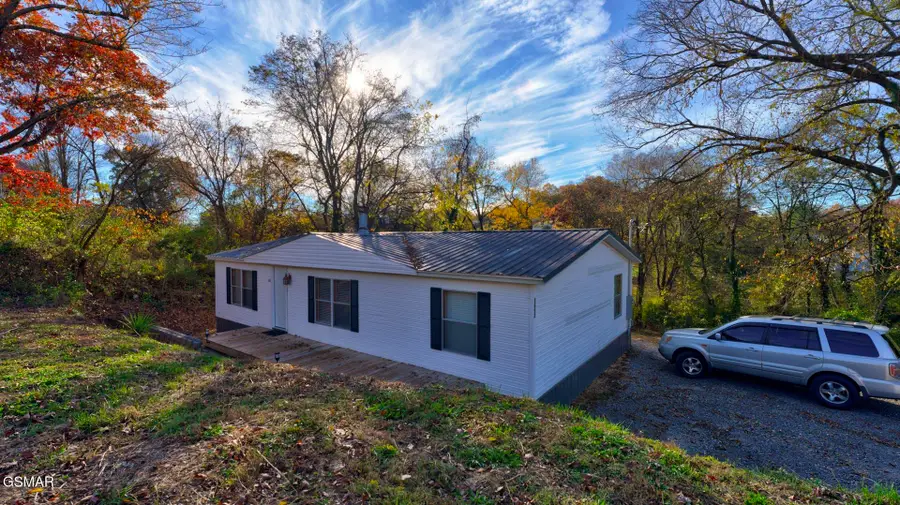 135 Blazer Street, Newport, TN 37821 - Image #2