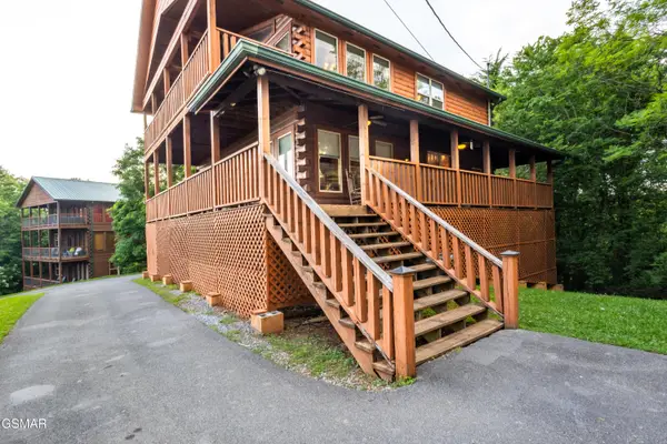 2031 Oakmont Drive, Sevierville, TN 37876