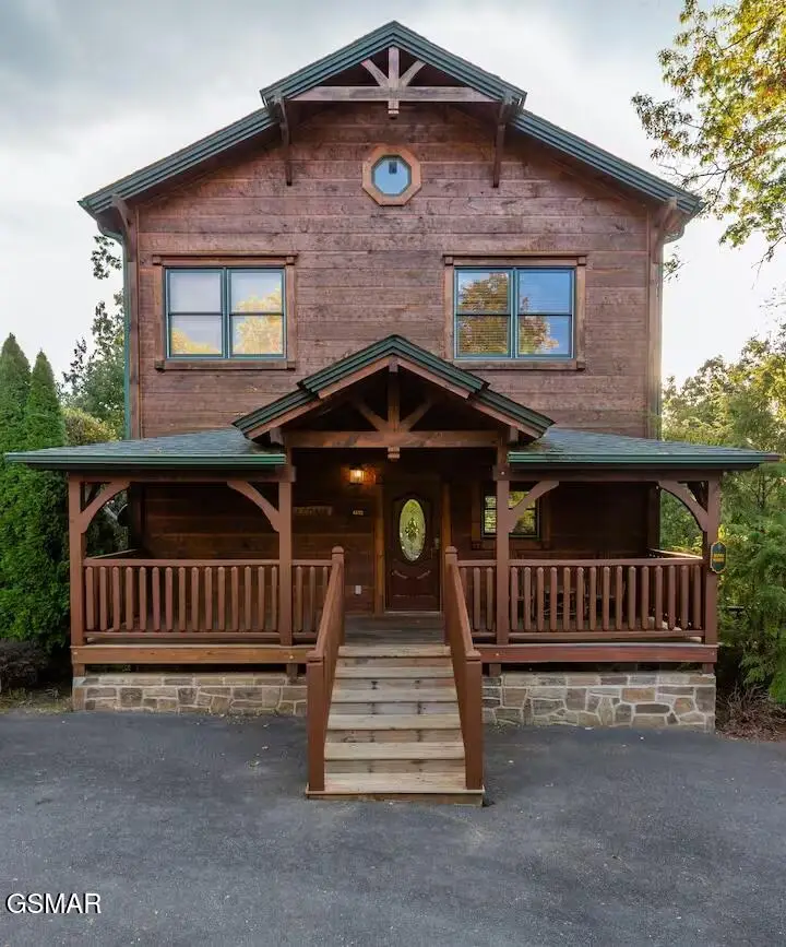4532 Holly Forest Way, Gatlinburg, TN 37738 - Image #1