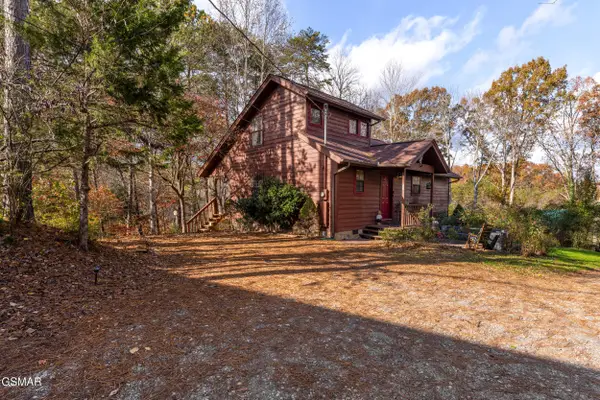 813 S New Era Road, Sevierville, TN 37862