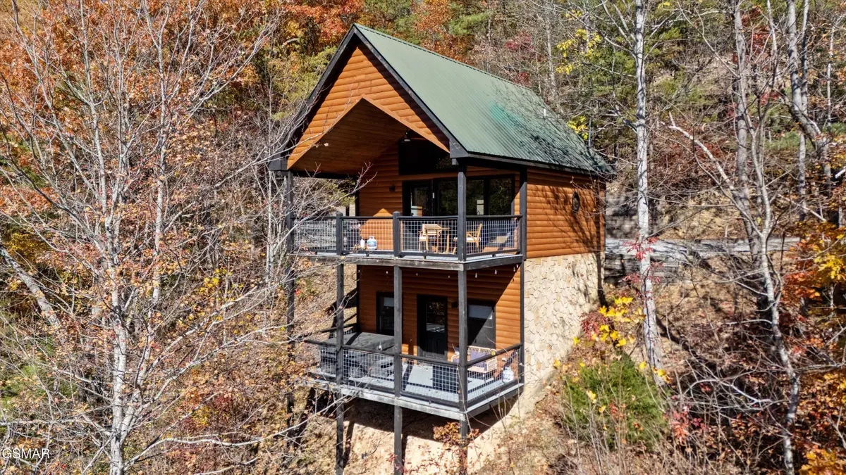 3898 Millers Ridge Way, Sevierville, TN 37862 - Image #1