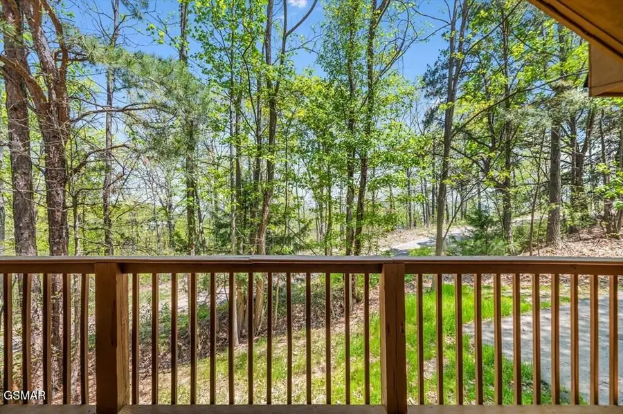 2867 Eagle Crest Way Way, Sevierville, TN 37876 - Image #2