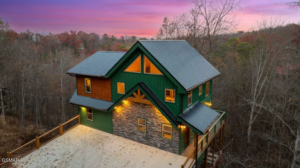 1857 Beach Front Drive, Sevierville, TN 37876 - Image #1