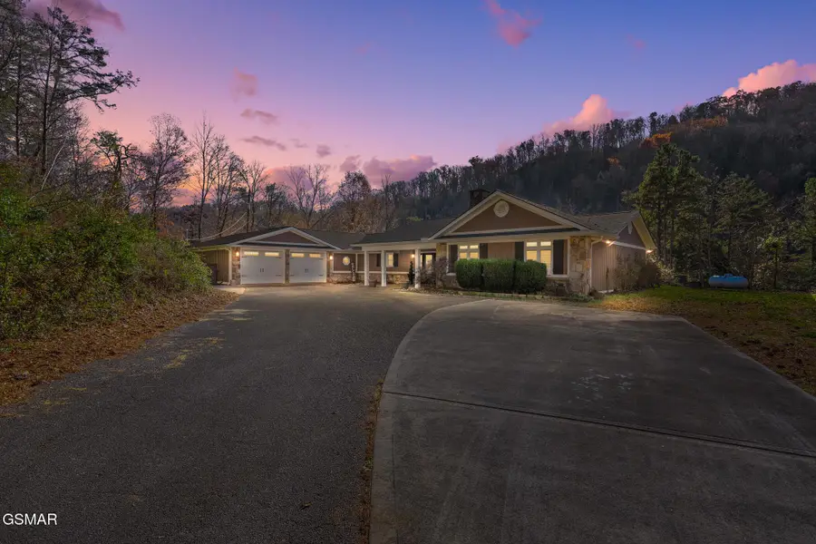 4149 Watson Court, Pigeon Forge, TN 37863 - Image #2