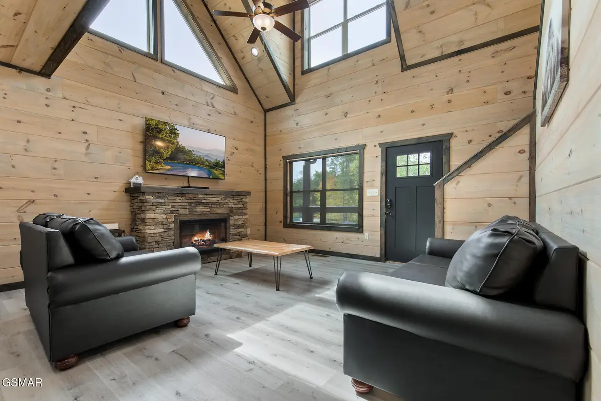 2218 Pinnacle Ridge Trail, Sevierville, TN 37876 - Image #1