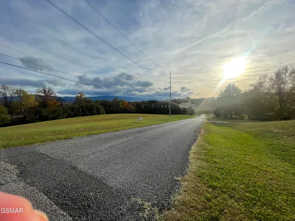 37-34 Robert E Lee Drive, Newport, TN 37821