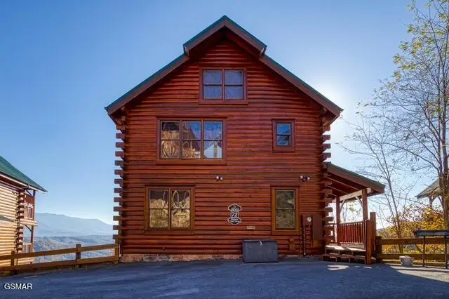 3045 Legacy Vista Drive, Sevierville, TN 37876 - Image #1