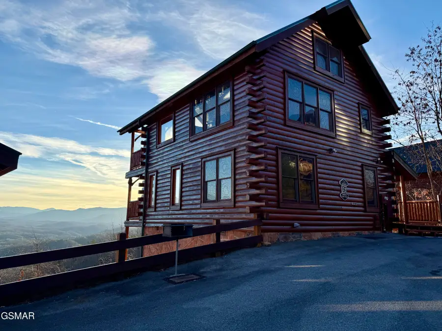 3045 Legacy Vista Drive, Sevierville, TN 37876 - Image #2