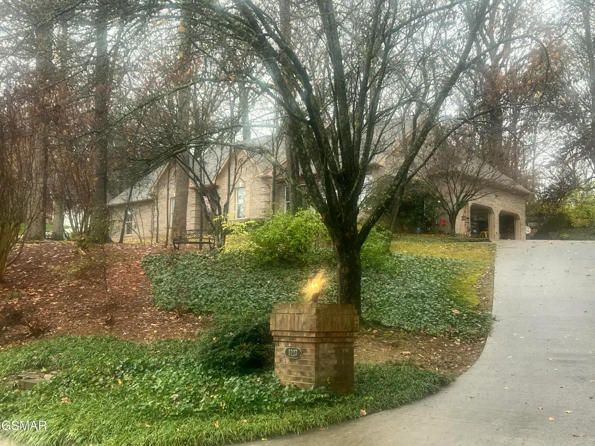5227 Beverly Oaks Drive, Knoxville, TN 37918 - Image #1