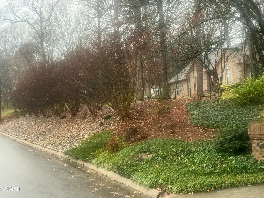 5227 Beverly Oaks Drive, Knoxville, TN 37918 - Image #2