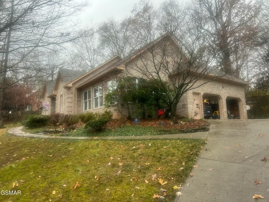 5227 Beverly Oaks Drive, Knoxville, TN 37918 - Image #3