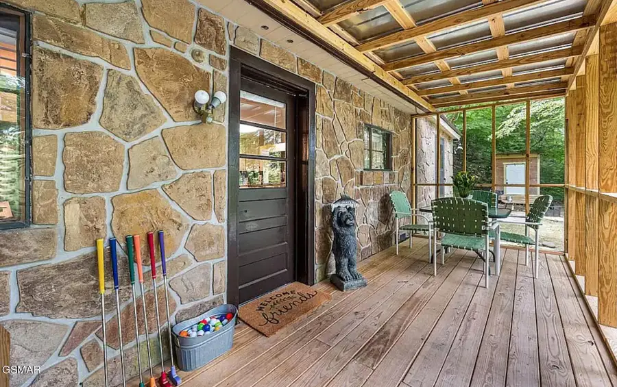 477 Mcmahan Road, Pigeon Forge, TN 37863 - Image #2