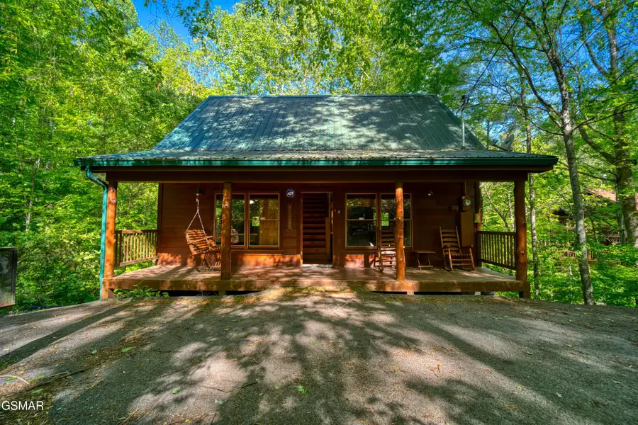 1705 Jacks Pass, Sevierville, TN 37876 - Image #2
