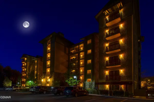 212 Dollywood Lane #UNIT 355, Pigeon Forge, TN 37863