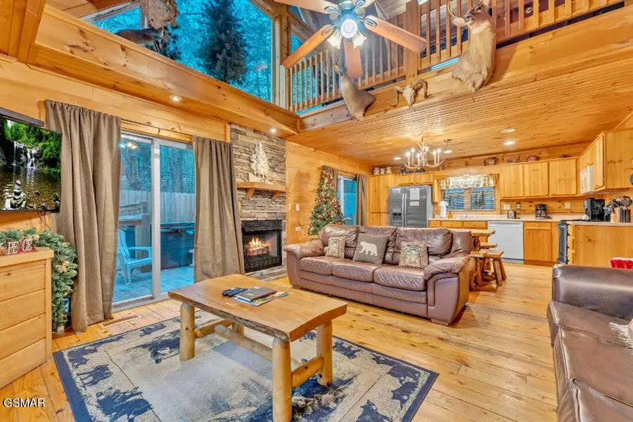 4160 Chamberlain Lane, Sevierville, TN 37862 - Image #3