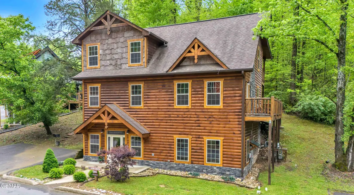 2378 Alpine Village Way, Pigeon Forge, TN 37863 - Image #1