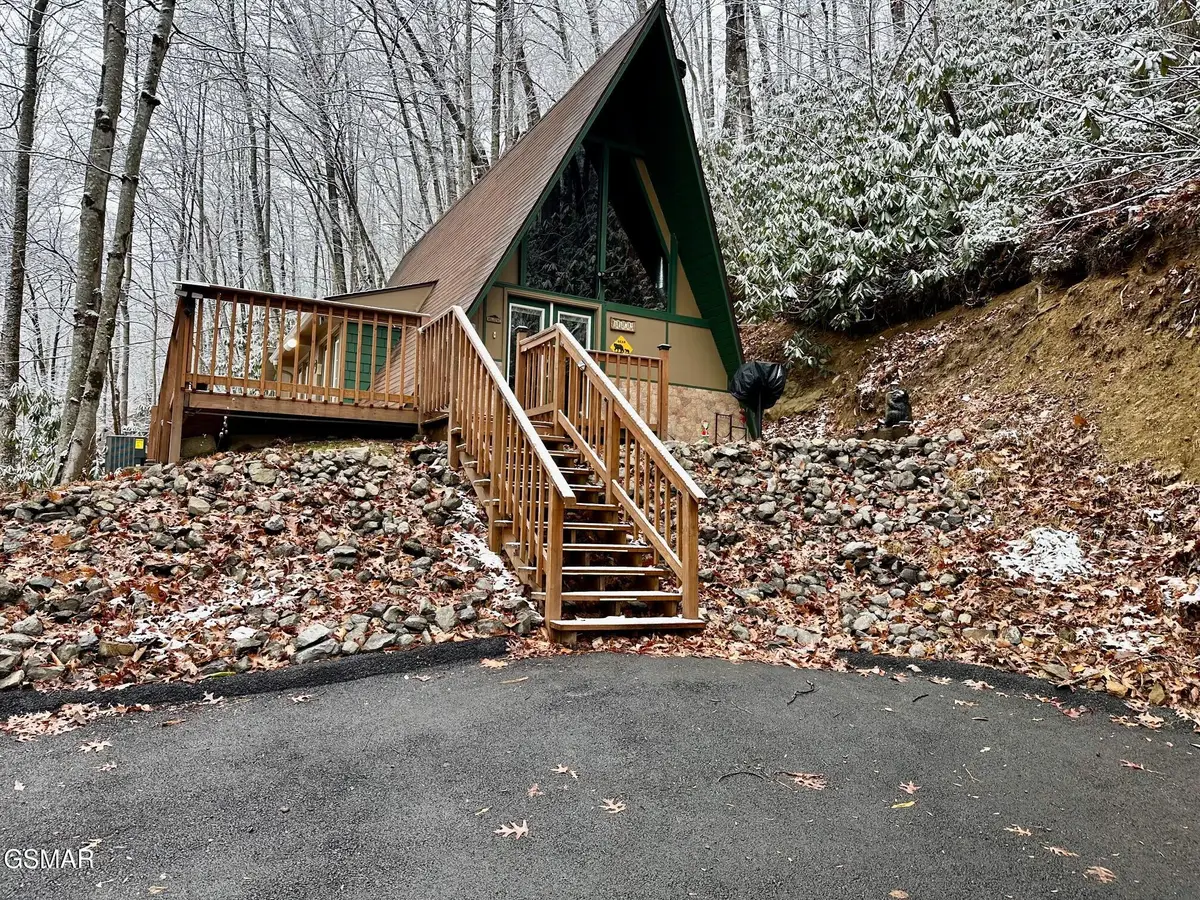 1172 Ski Mountain Rd Road, Gatlinburg, TN 37738 - Image #1