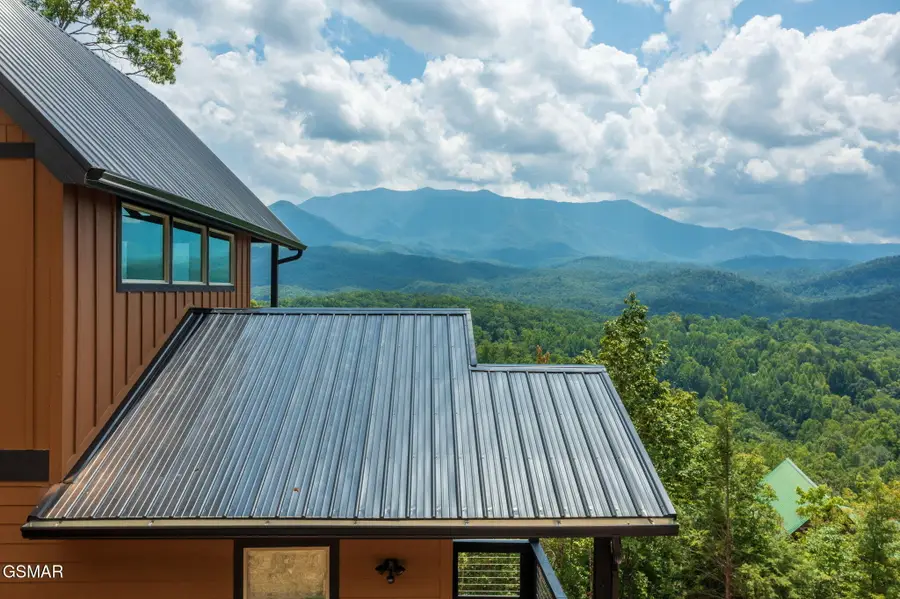 775 Cartertown Rd Road, Gatlinburg, TN 37738 - Image #2