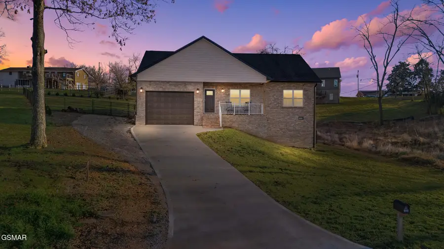 409 Commanche Trail, Seymour, TN 37865 - Image #2