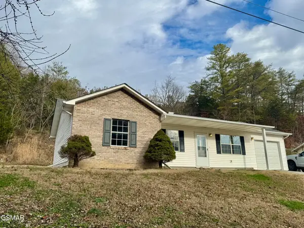 802 Union Dell Court, Sevierville, TN 37876