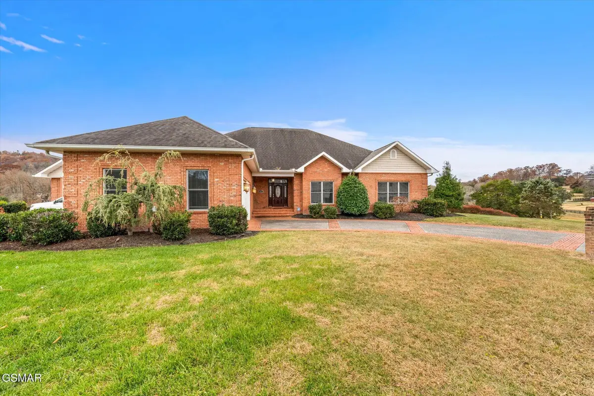 1811 Jordans Creek Way, Sevierville, TN 37876 - Image #1